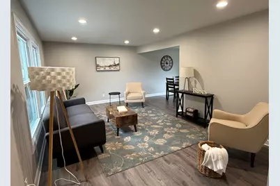 439 W Mall Rd, Glendale, WI 53217 - Photo 1