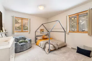 2620 W Garden Park Dr, Glendale, WI 53209 - Photo 17