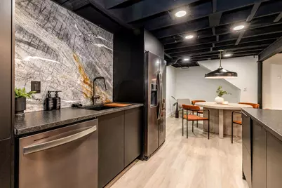 2620 W Garden Park Dr, Glendale, WI 53209 - Photo 21