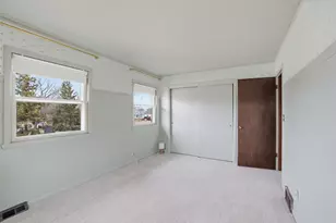 4615 S Camrose Ave, New Berlin, WI 53151 - Photo 21