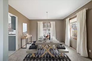 4615 S Camrose Ave, New Berlin, WI 53151 - Photo 5