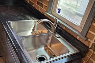 5224 N 47th St, Milwaukee, WI 53218 - Photo 11