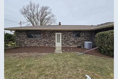 W147N8355  Manchester Dr, Menomonee Falls, WI 53051 - Photo 41