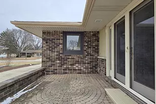 W147N8355 Manchester Dr, Menomonee Falls, WI 53051 - Photo 37