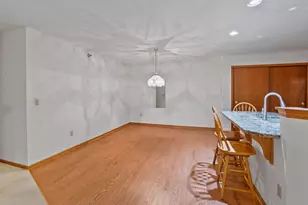 942 Oconomowoc Pkwy, Oconomowoc, WI 53066 - Photo 11