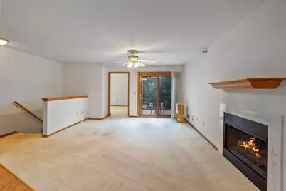 942  Oconomowoc Pkwy, Oconomowoc, WI 53066 - Photo 3