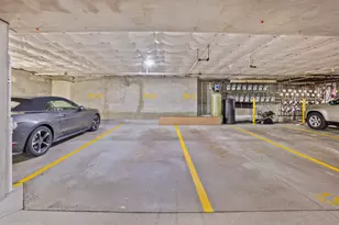 942 Oconomowoc Pkwy, Oconomowoc, WI 53066 - Photo 21