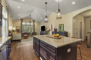 4753 S Cottage Ln, Pleasant Prairie, WI 53158 - Photo 9