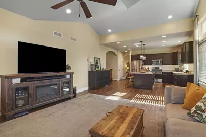 4753 S Cottage Ln, Pleasant Prairie, WI 53158 - Photo 13