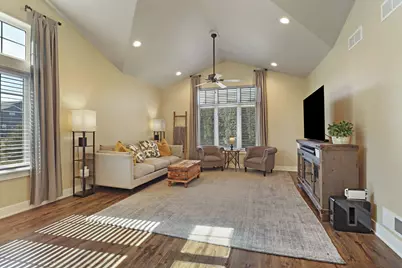 4753 S Cottage Ln, Pleasant Prairie, WI 53158 - Photo 11