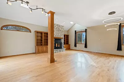 940  Wylde Oak Dr, Algoma, WI 54904 - Photo 7