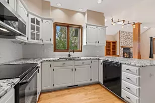 940 Wylde Oak Dr, Algoma, WI 54904 - Photo 21