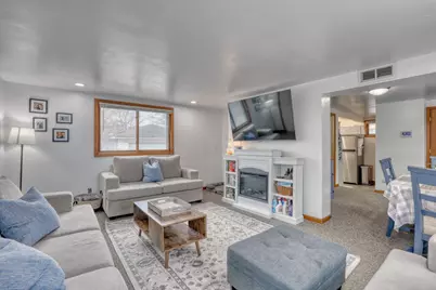 4857 N Navajo Ave, Glendale, WI 53217 - Photo 5