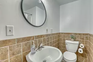 4857 N Navajo Ave, Glendale, WI 53217 - Photo 15