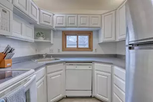 4857 N Navajo Ave, Glendale, WI 53217 - Photo 11