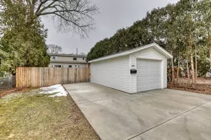 4857 N Navajo Ave, Glendale, WI 53217 - Photo 27