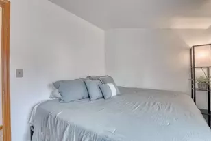 4857 N Navajo Ave, Glendale, WI 53217 - Photo 17