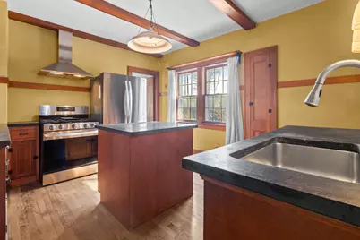 3175 S California St, Milwaukee, WI 53207 - Photo 9