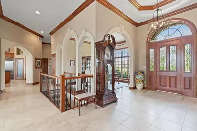 1240  Mary Hill Cir, Hartland, WI 53029 - Photo 3