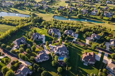 1240  Mary Hill Cir, Hartland, WI 53029 - Photo 35