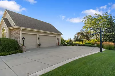 1240  Mary Hill Cir, Hartland, WI 53029 - Photo 27