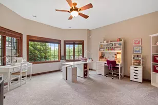 1240 Mary Hill Cir, Hartland, WI 53029 - Photo 21