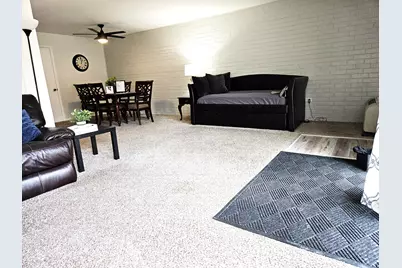 92  Red Chimney Rd #3, Geneva, WI 53147 - Photo 7