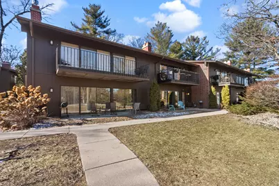 92  Red Chimney Rd #3, Geneva, WI 53147 - Photo 1