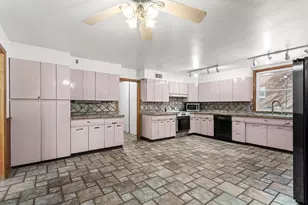 1011 Richards Ave, Watertown, WI 53094 - Photo 19