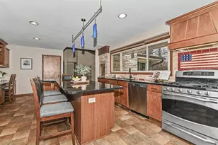 3355 S Cari Adam Dr, New Berlin, WI 53146 - Photo 9