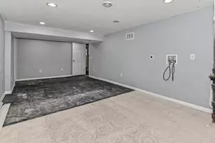 3355 S Cari Adam Dr, New Berlin, WI 53146 - Photo 23