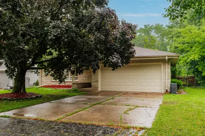 4212 N 95th St, Wauwatosa, WI 53222 - Photo 21