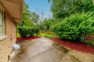 4212 N 95th St, Wauwatosa, WI 53222 - Photo 29