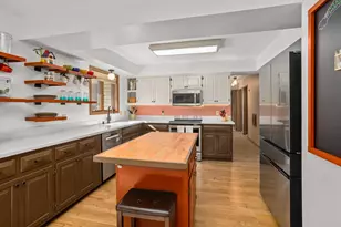 323 Porthamel Ct, Wales, WI 53183 - Photo 11