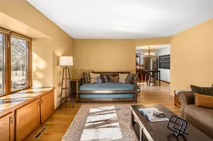 323 Porthamel Ct, Wales, WI 53183 - Photo 9