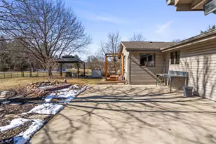 323 Porthamel Ct, Wales, WI 53183 - Photo 35