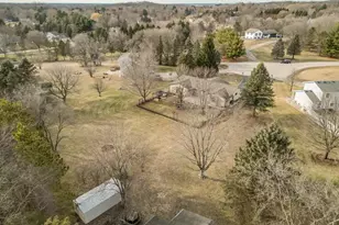 323 Porthamel Ct, Wales, WI 53183 - Photo 45