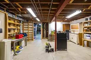 323 Porthamel Ct, Wales, WI 53183 - Photo 29