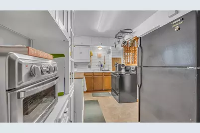 836  Whitcomb Ave, Sheboygan, WI 53081 - Photo 7