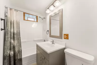 2812 E Allerton Ave, Saint Francis, WI 53235 - Photo 11