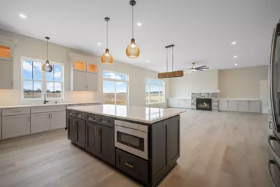 821  Tyler Way, Richfield, WI 53017 - Photo 7