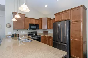 1145 Black Bear Dr, Mukwonago, WI 53149 - Photo 5