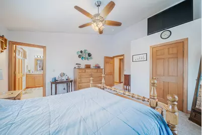 420  Fieldstone Ct, Kiel, WI 53042 - Photo 11