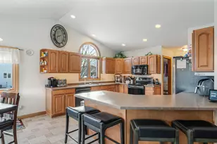 420 Fieldstone Ct, Kiel, WI 53042 - Photo 3