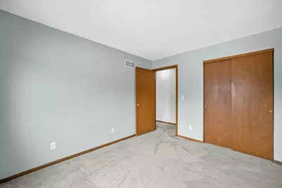 1909  Patricia Ln, Waukesha, WI 53188 - Photo 21