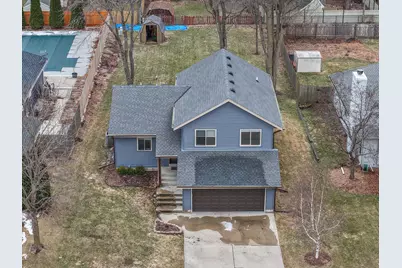 1909  Patricia Ln, Waukesha, WI 53188 - Photo 39