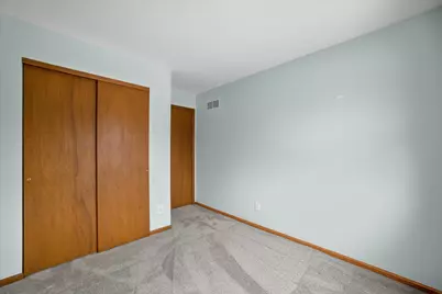 1909  Patricia Ln, Waukesha, WI 53188 - Photo 19