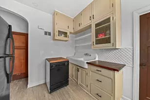 2715 N Humboldt Blvd, Milwaukee, WI 53212 - Photo 27