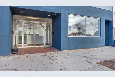 931 N 8th St, Sheboygan, WI 53081 - Photo 3