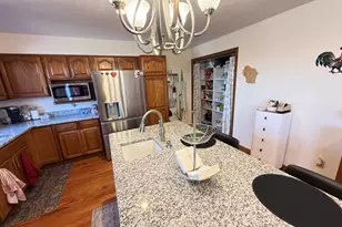 1318 Jefferson St, West Bend, WI 53090 - Photo 9